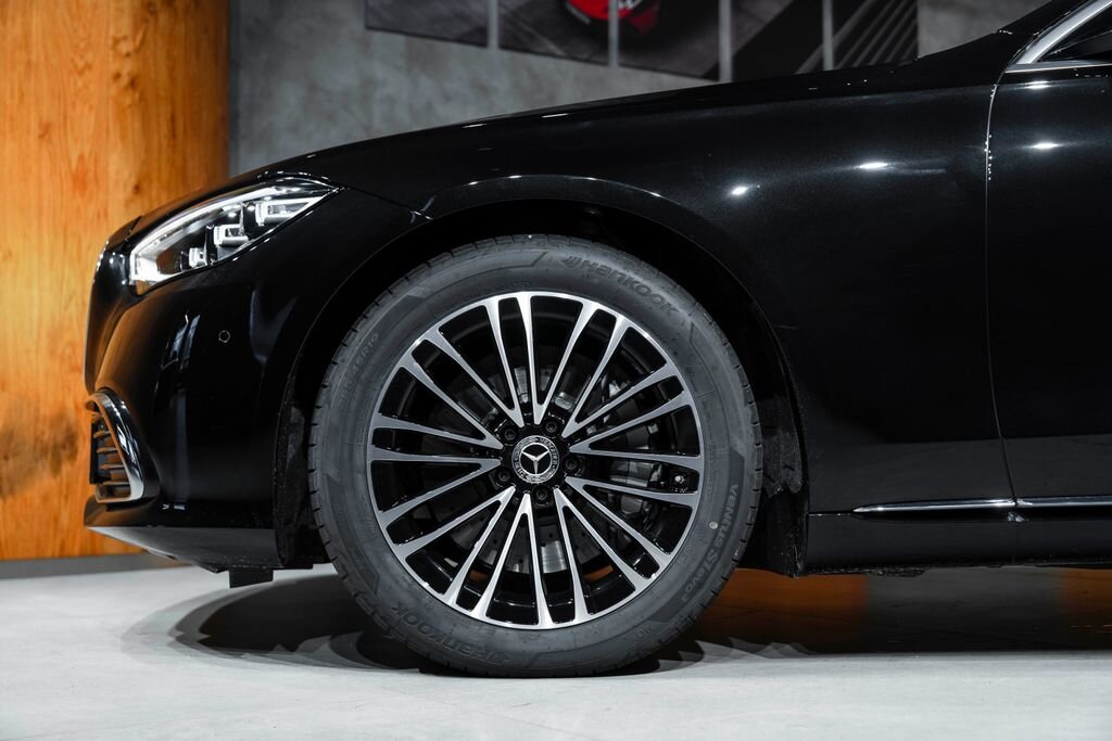 Mercedes-Benz Třídy S Sedan 4,0 l 370 kw