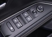 Peugeot 3008 SUV / Terénní 1,6 l 133 kw