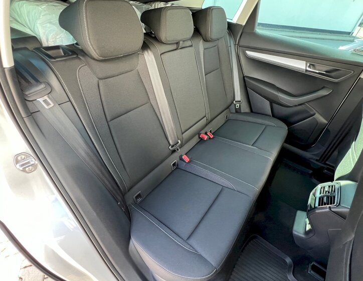 Škoda Karoq SUV / Terénní 1,5 l 110 kw