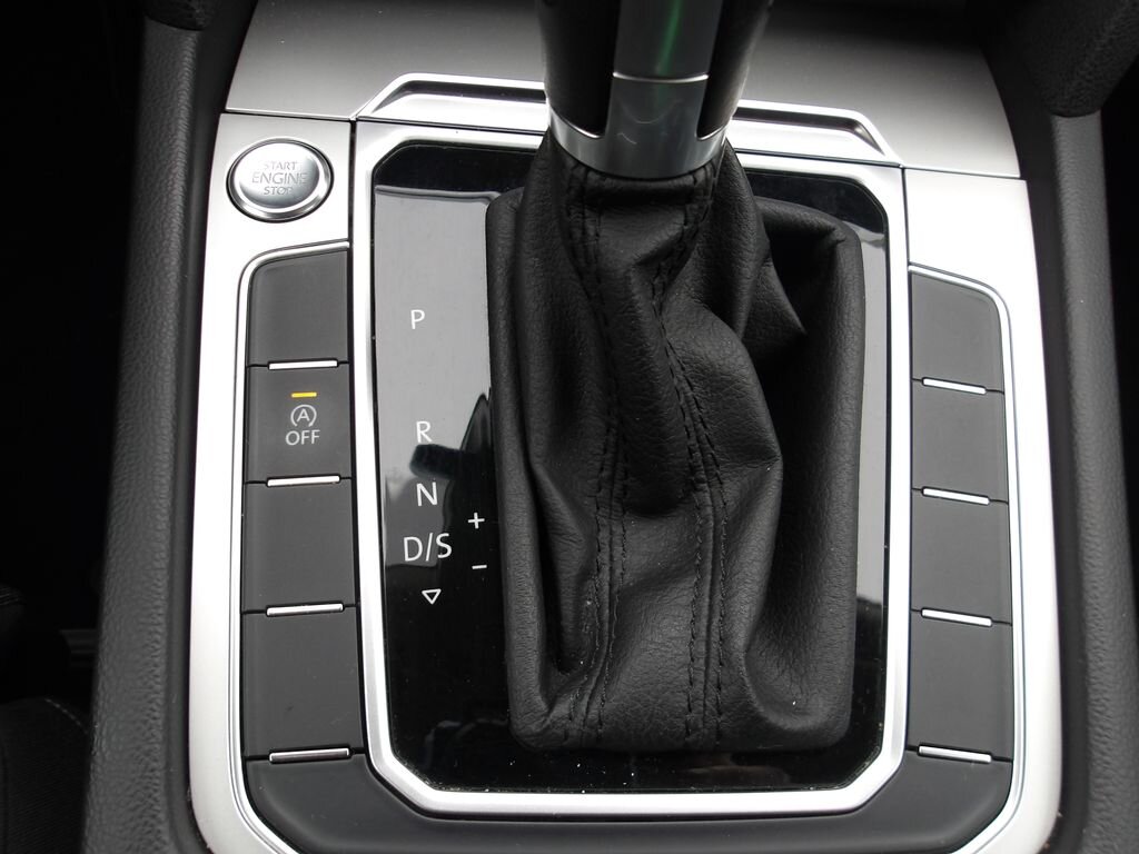 Volkswagen Passat Kombi 1,6 l 88 kw