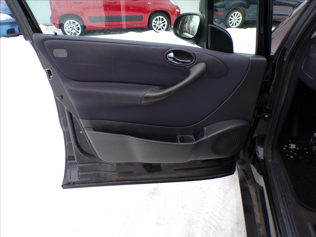 Mercedes-Benz Třídy A Kombi 1,6 l 60 kw