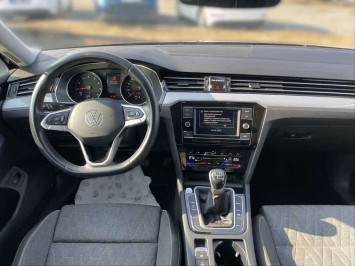 Volkswagen Passat Kombi 1,5 l 110 kw