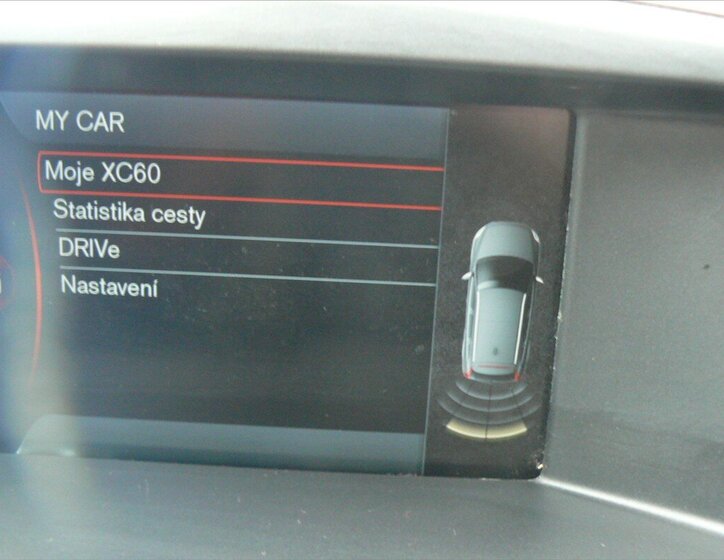 Volvo XC60 SUV 2,4 l 120 kw