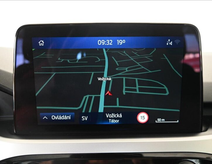 Ford Kuga SUV / Terénní 1,5 l 88 kw