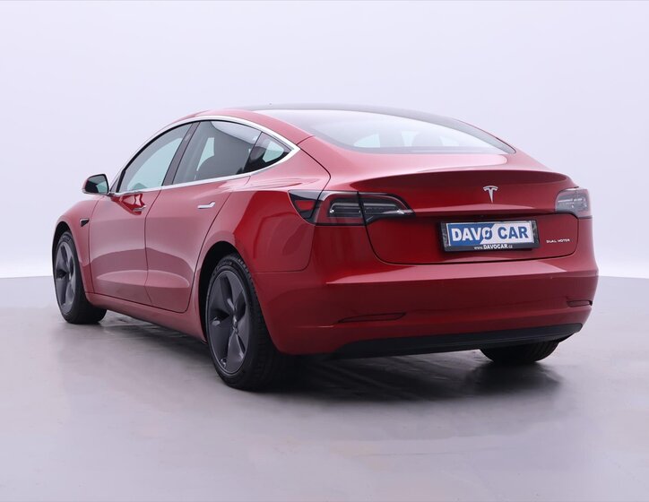 Tesla Model 3 5
