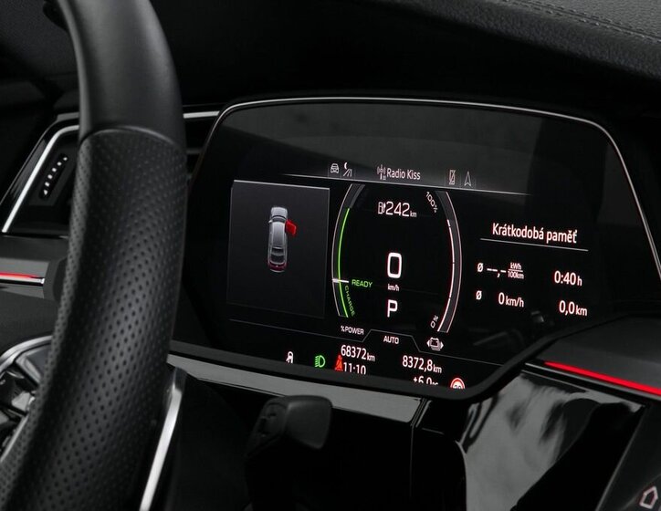 Audi e-tron SUV 0,0 300 kw