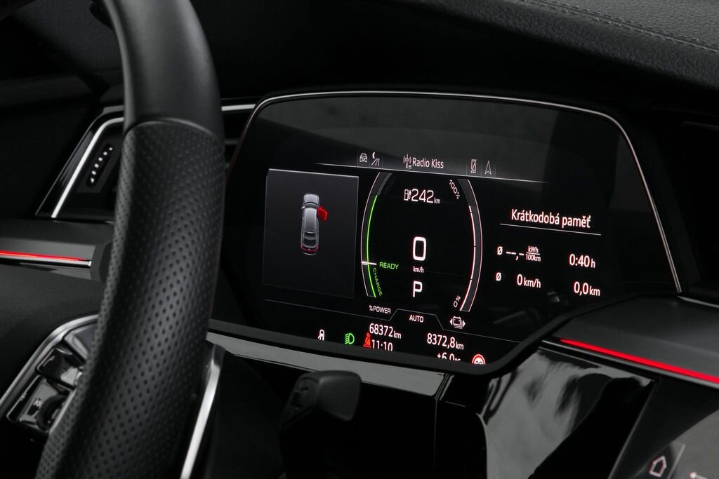 Audi e-tron SUV 0,0 300 kw