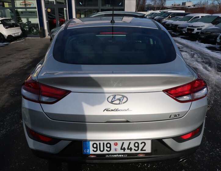 Hyundai i30 8