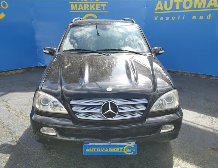 Mercedes-Benz Třídy M SUV / Terénní 2,7 l 120 kw