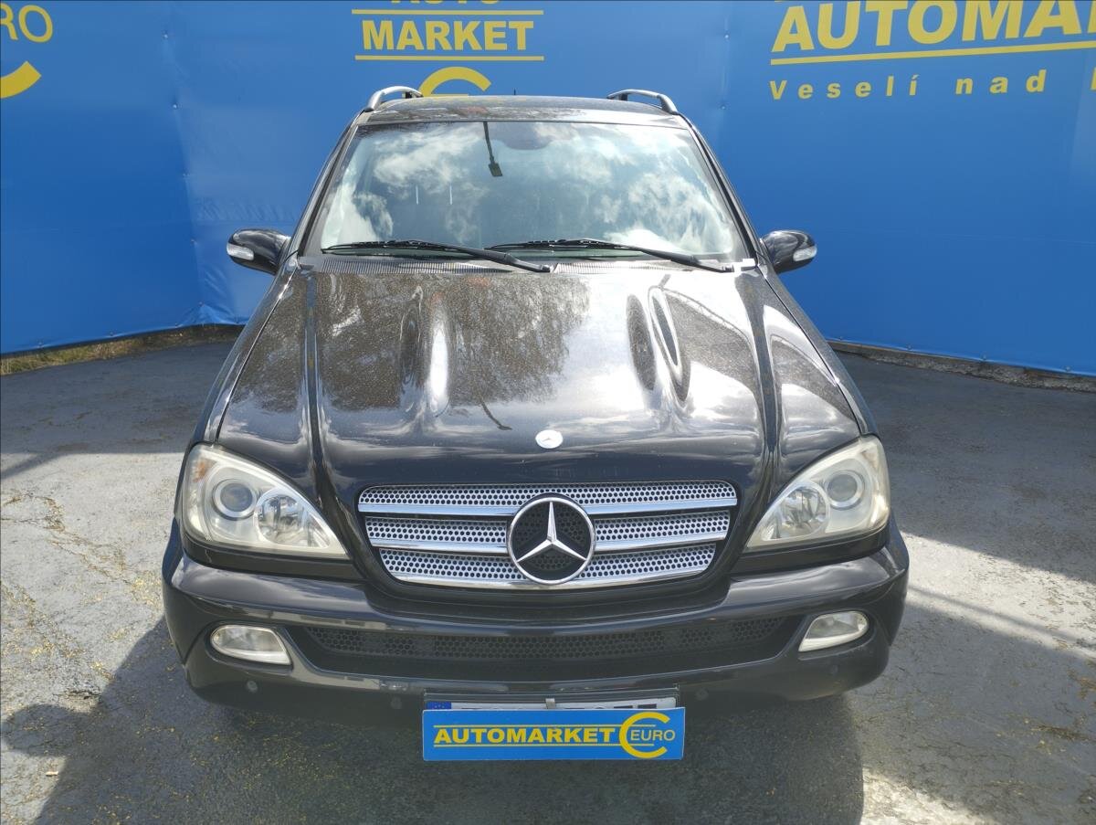 Mercedes-Benz Třídy M SUV / Terénní 2,7 l 120 kw