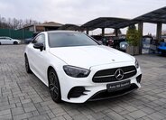 Mercedes-Benz Třídy E 8