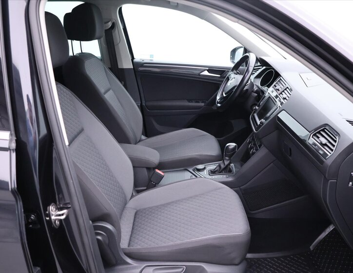 Volkswagen Tiguan SUV / Terénní 2,0 l 110 kw
