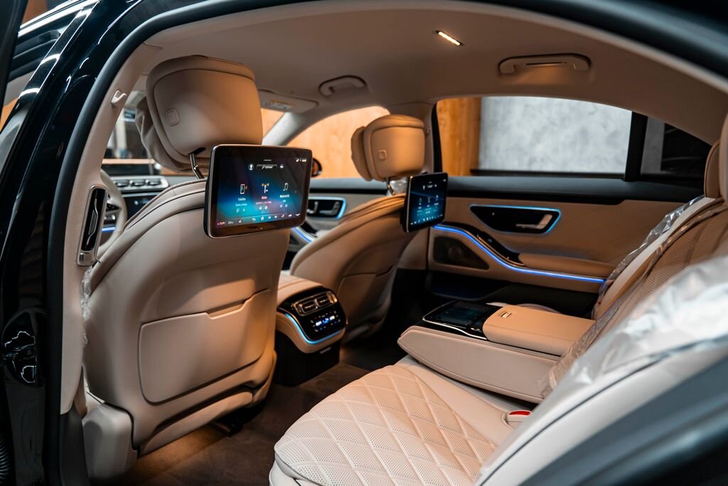 Mercedes-Benz Třídy S Sedan 4,0 l 370 kw