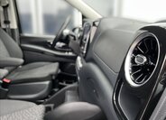 Mercedes-Benz Vito 17