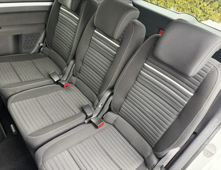 Volkswagen Touran MPV 1,2 l 77 kw