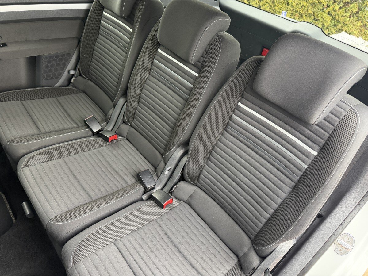 Volkswagen Touran MPV 1,2 l 77 kw