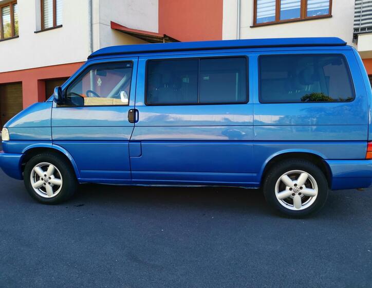 Volkswagen Multivan 9