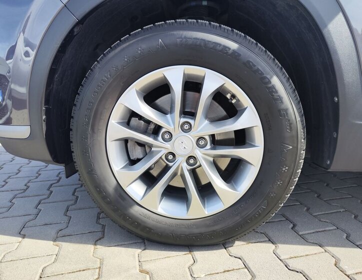 Hyundai Santa Fe SUV / Terénní 2,2 l 142 kw
