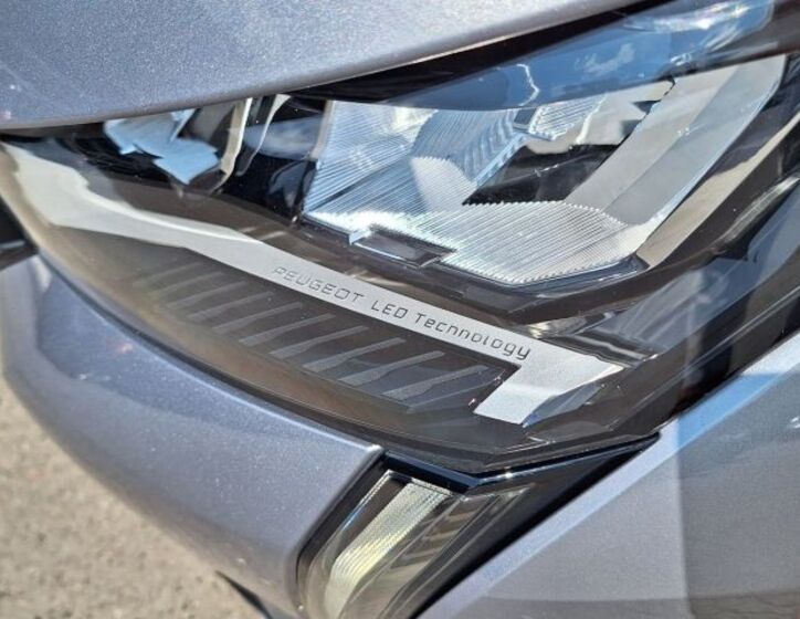 Peugeot 308 11