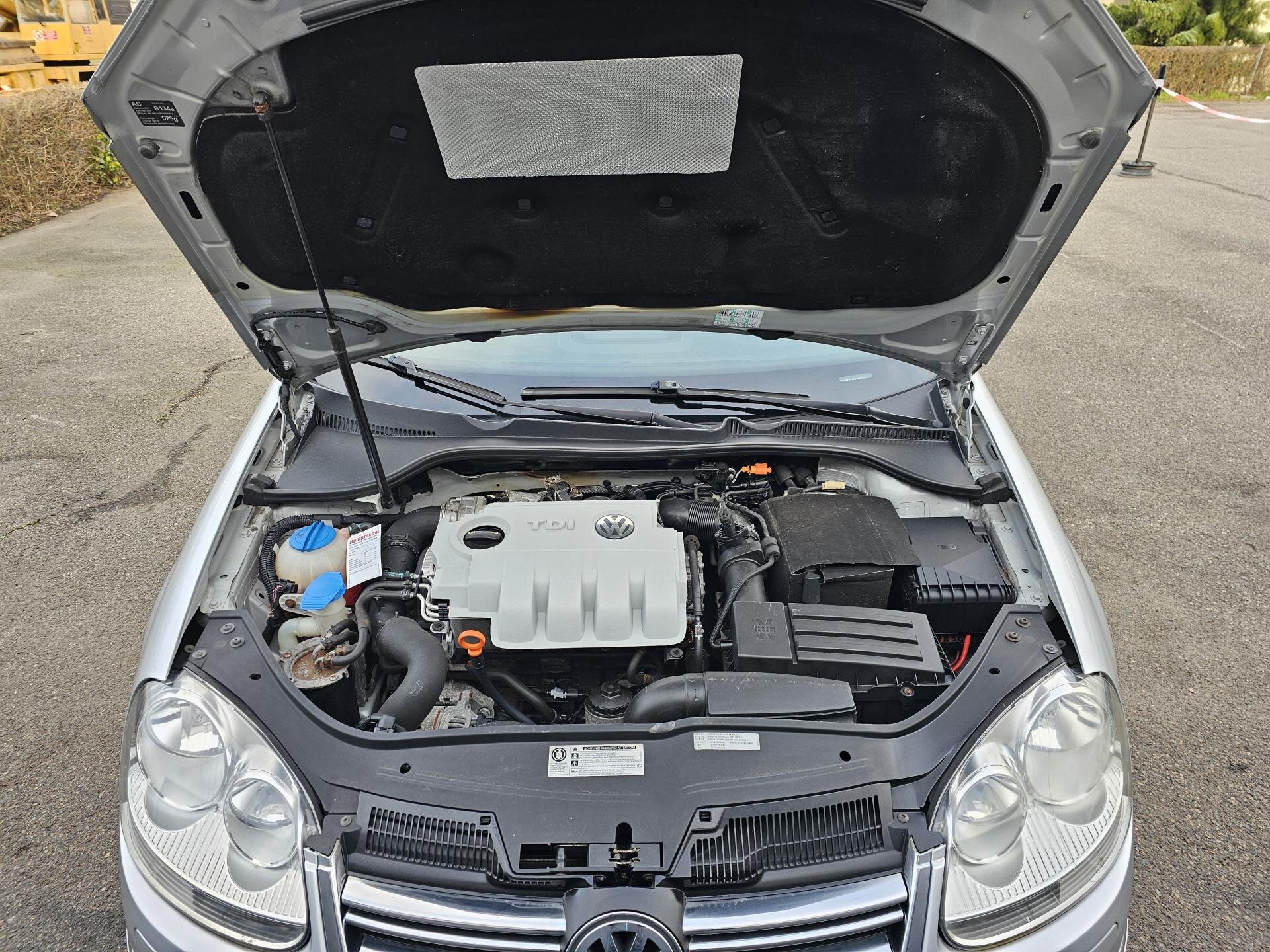 Volkswagen Golf Kombi 2,0 l 77 kw