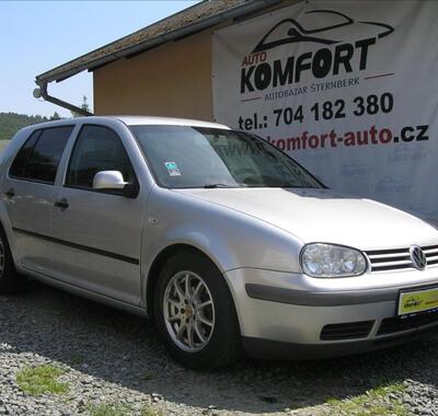 Volkswagen Golf 1