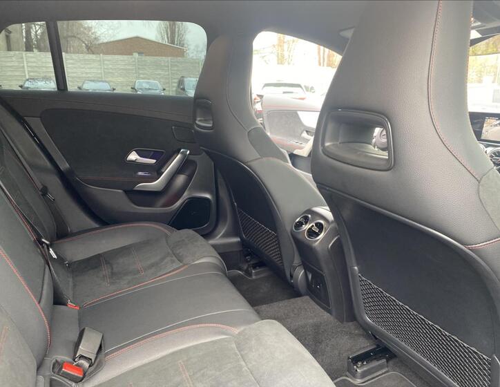 Mercedes-Benz CLA 15