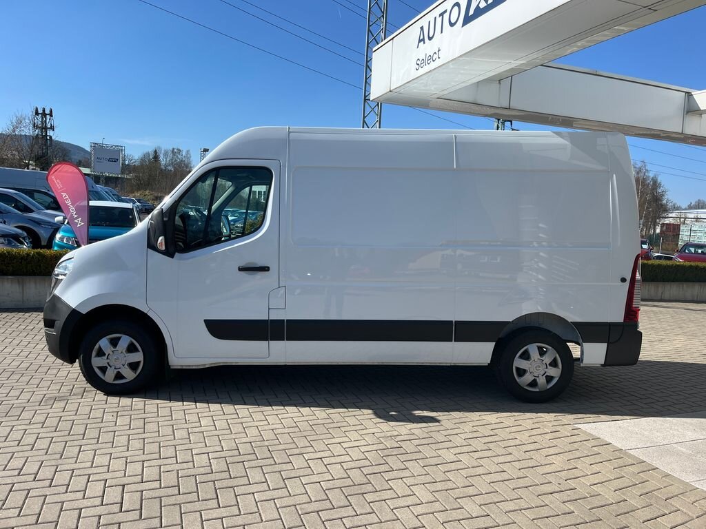 Nissan Interstar Skříň 2,3 l 100 kw