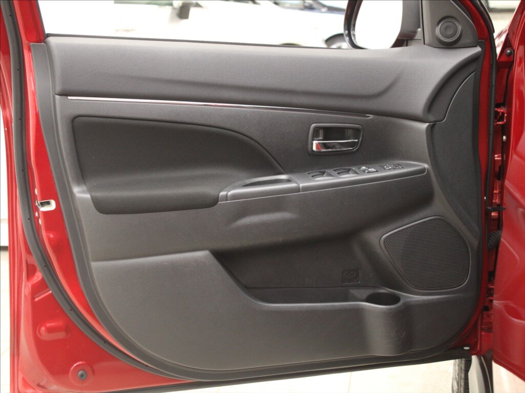 Mitsubishi ASX SUV / Terénní 2,0 l 110 kw