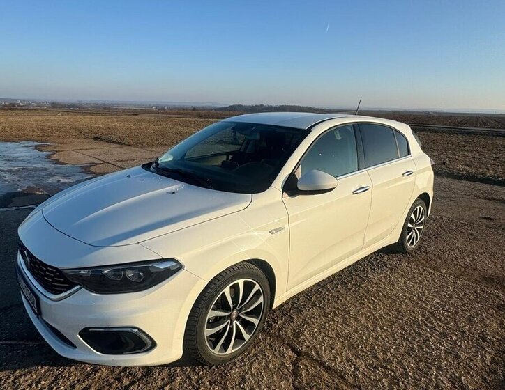 Fiat Tipo Hatchback 0,0 70 kw