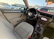 Volkswagen Golf 27
