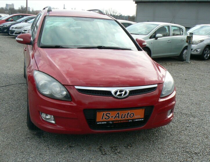 Hyundai i30 Kombi 1,6 l 92 kw