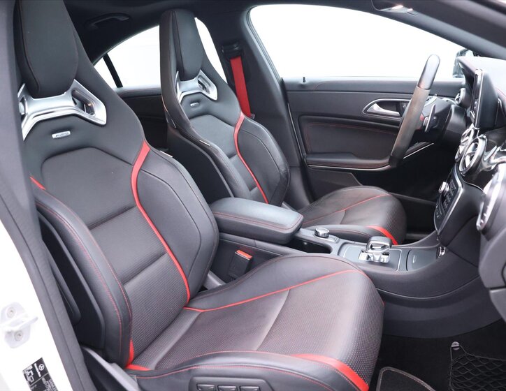 Mercedes-Benz CLA 14