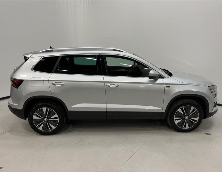 Škoda Karoq SUV 1,5 l 110 kw