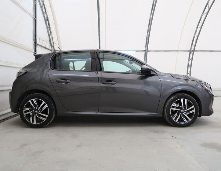Peugeot 208 Hatchback 1,2 l 96 kw
