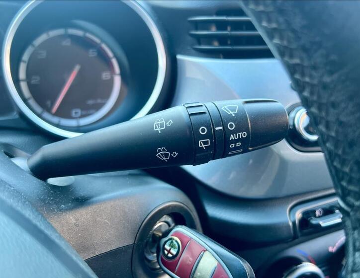 Alfa Romeo Giulietta 24