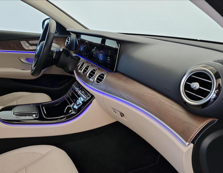 Mercedes-Benz Třídy E 17