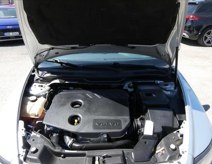 Volvo V50 30