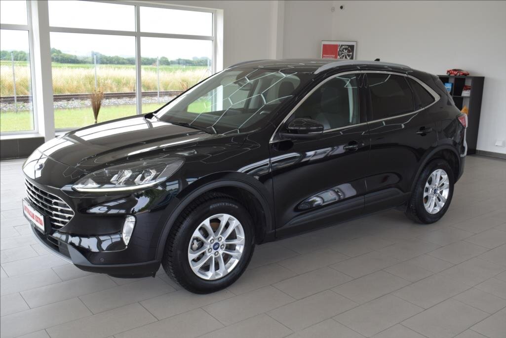 Ford Kuga SUV / Terénní 1,5 l 110 kw