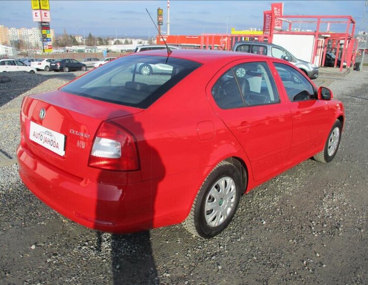Škoda Octavia Sedan 1,4 l 90 kw
