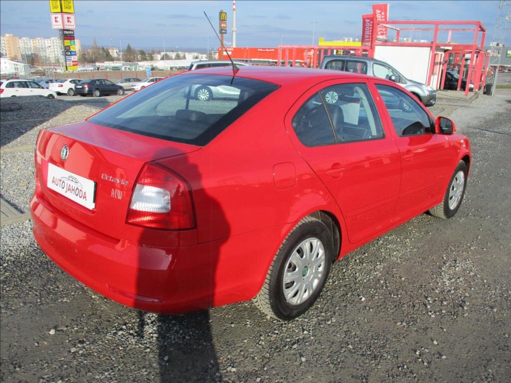 Škoda Octavia Sedan 1,4 l 90 kw