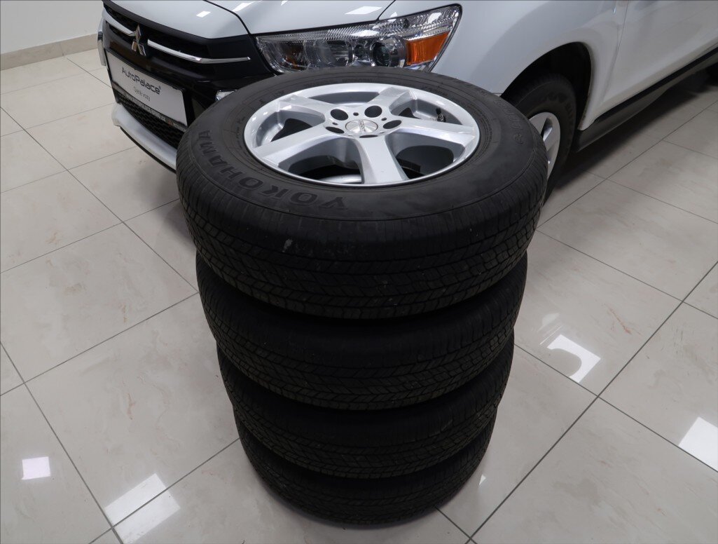 Mitsubishi ASX SUV 1,6 l 86 kw