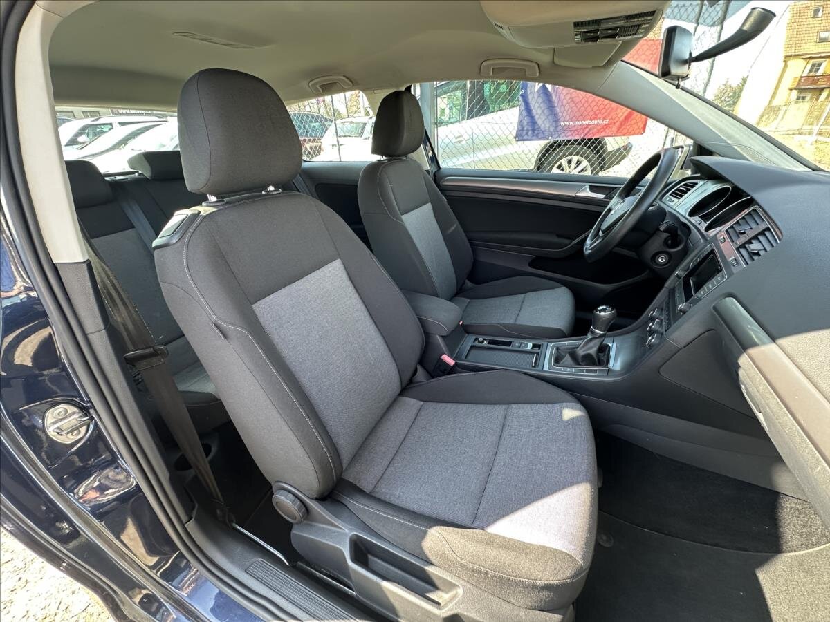 Volkswagen Golf Hatchback 1,2 l 63 kw