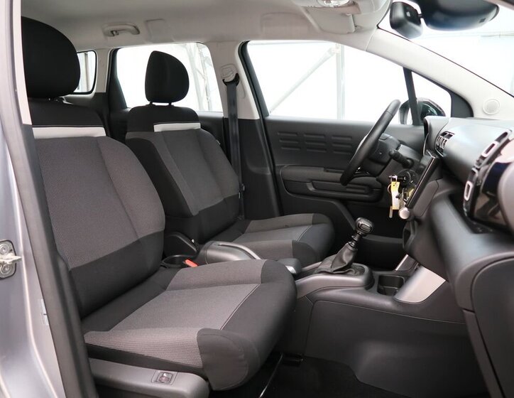 Citroën C3 Aircross SUV / Terénní 1,2 l 81 kw