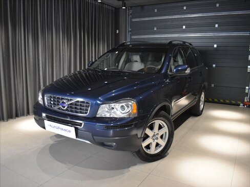 Volvo XC90 SUV / Terénní 2,4 l 147 kw