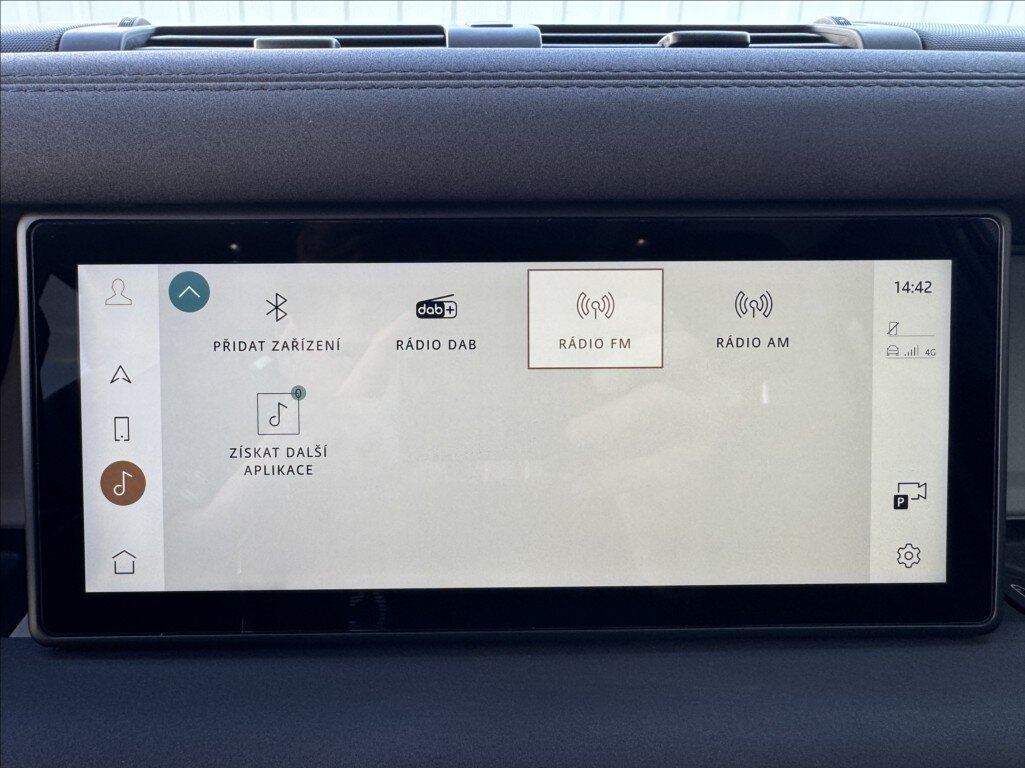 Land Rover Defender SUV / Terénní 3,0 l 221 kw