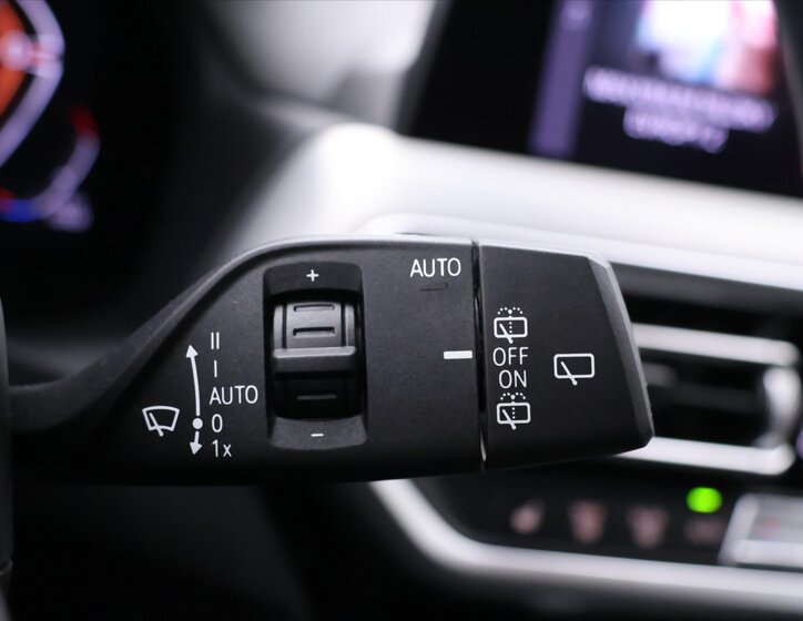 BMW X3 SUV / Terénní 2,0 l 140 kw