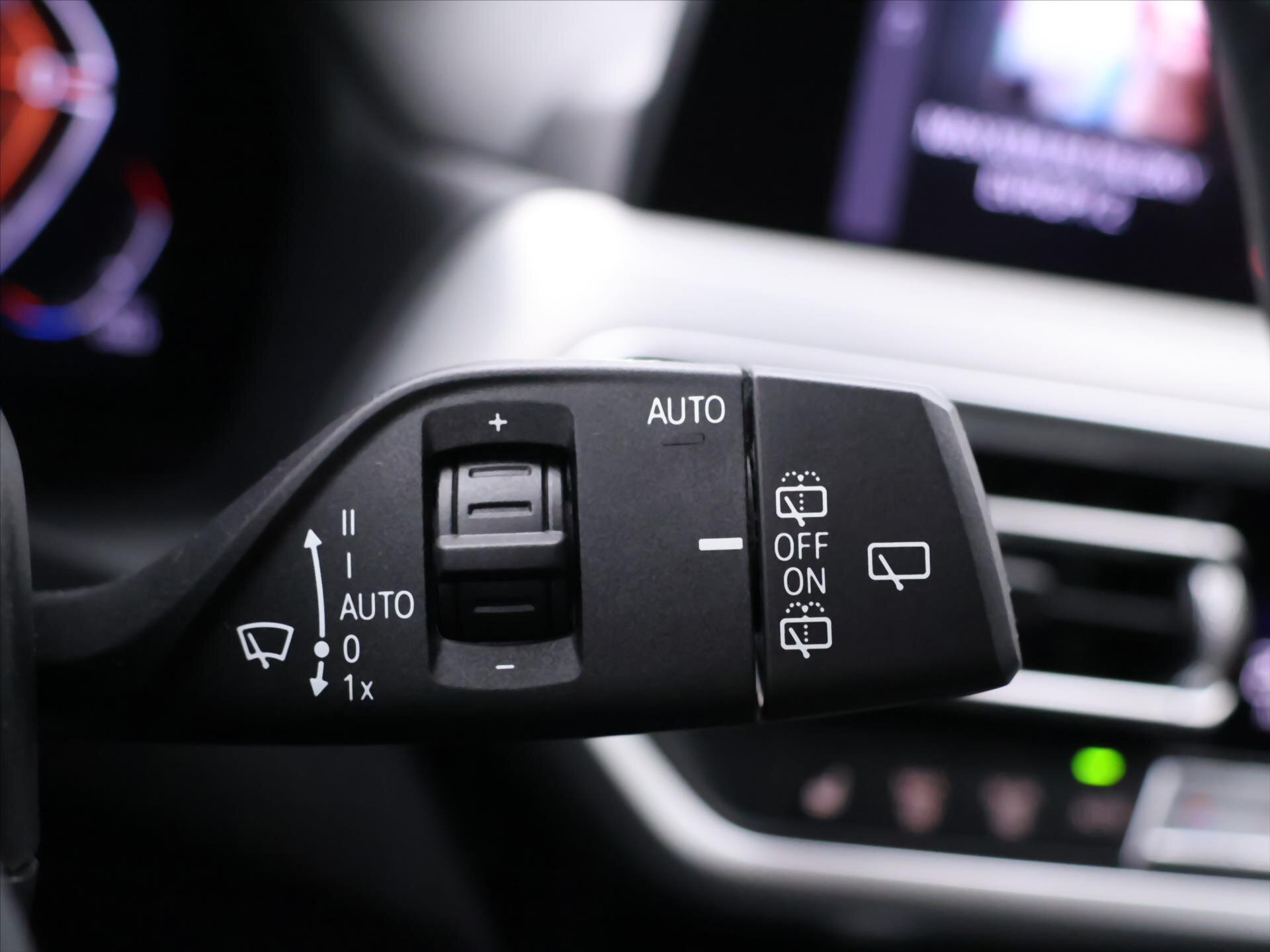 BMW X3 SUV / Terénní 2,0 l 140 kw