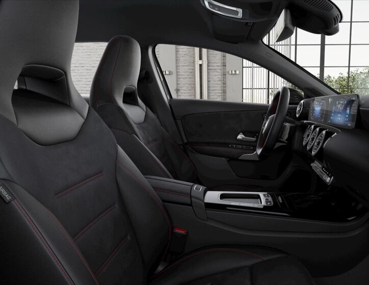 Mercedes-Benz Třídy A Hatchback 1,3 l 120 kw