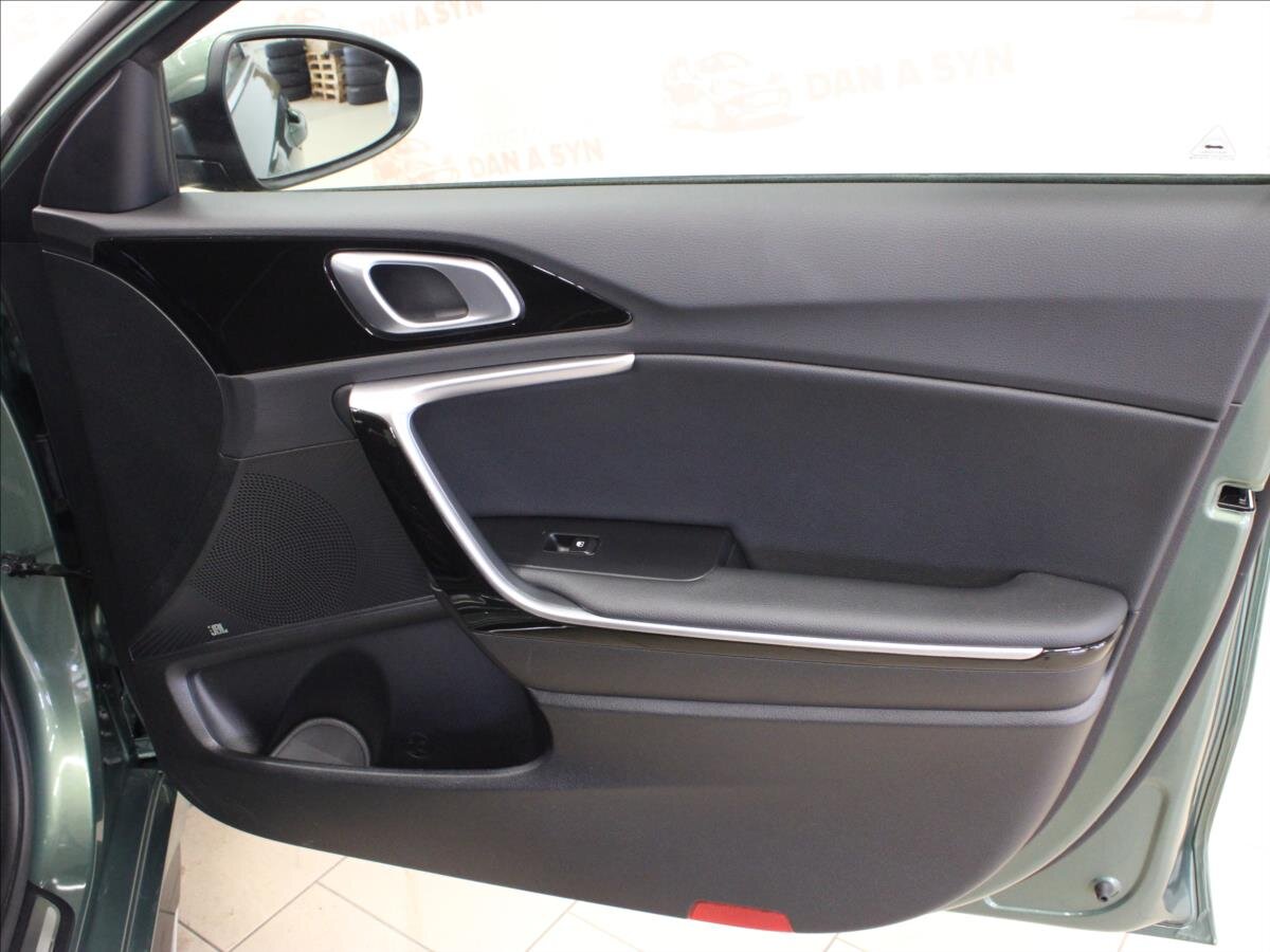 KIA ProCeed Kombi 1,5 l 103 kw