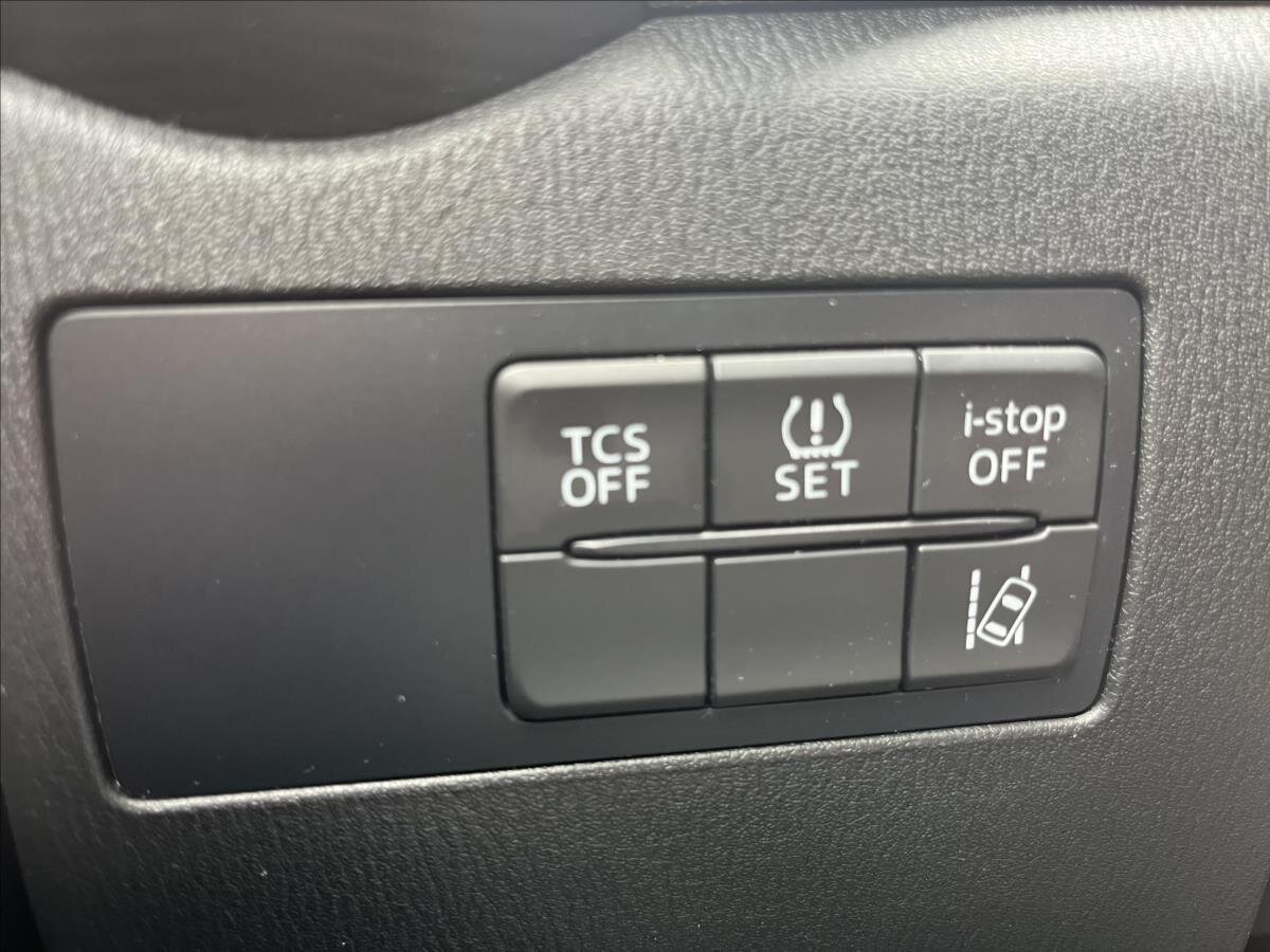 Mazda CX-3 Kombi 1,5 l 77 kw